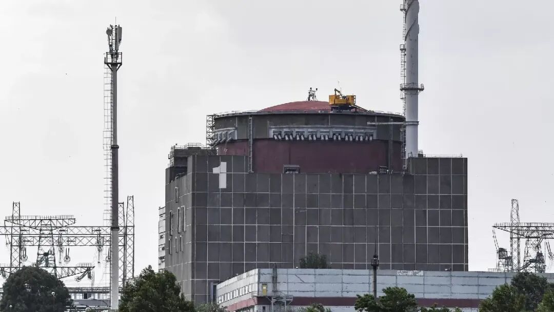 扎波罗热核电站总工程师遭无人机袭击身亡，谁在拿核安全当赌注？
