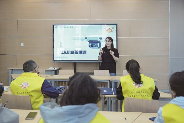 职工“八小时之外”的“学习充电站”